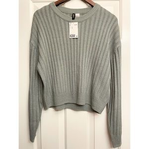NWT H&M Divided Green Crew Neck Knit Sweater